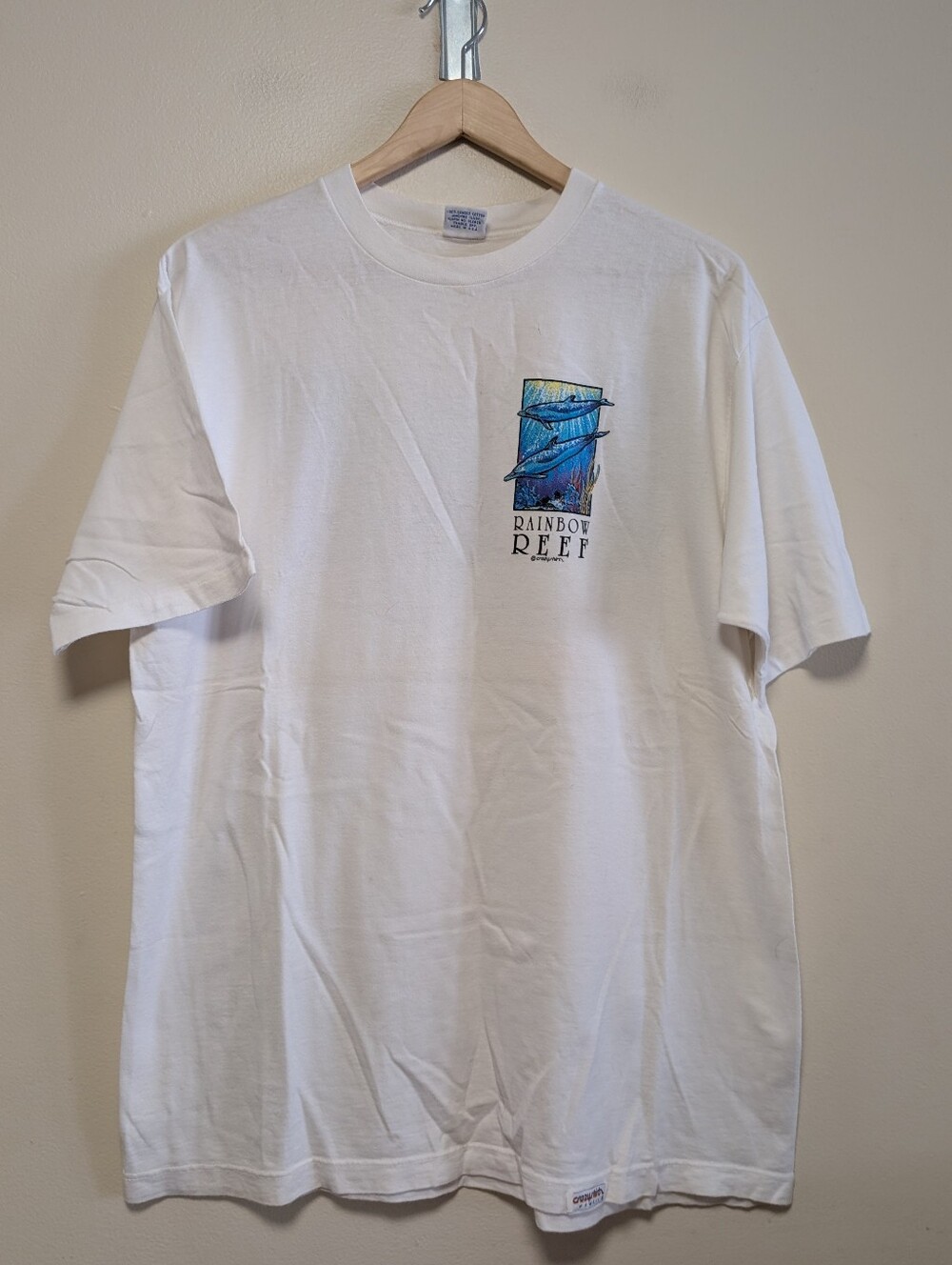 Vintage 90s Crazy Shirts Hawaii Rainbow Reef Dolphin Tee Large USA